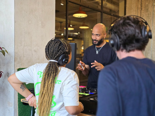 Spin & Sip - DJ Lessons Workshop - 90 min